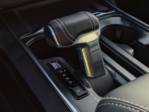 New 2025 Ford F150 Lightning Platinum image 34