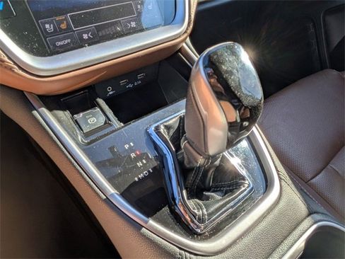 Used 2020 Subaru Outback Touring XT image 21