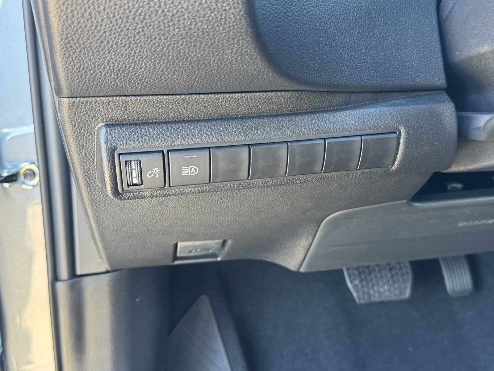 New 2027 Toyota Corolla SE FWD image 17