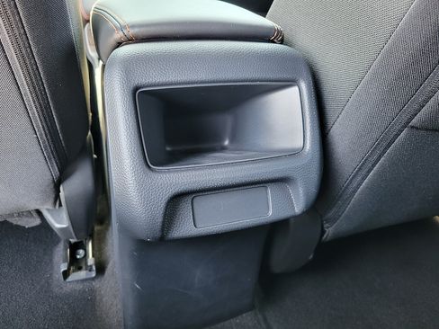 Used 2023 Honda HR-V Sport image 12