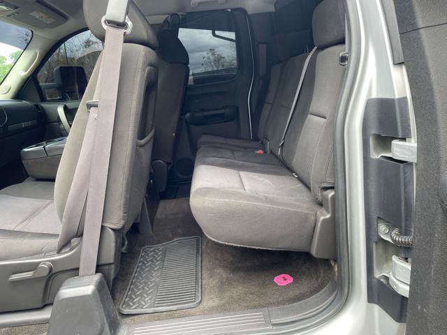 Used 2011 Chevrolet Silverado 2500 LT AWD/4WD image 22