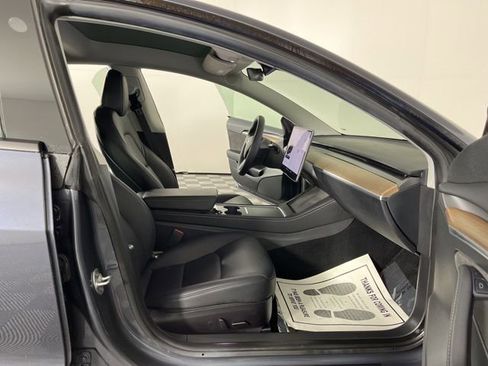 Used 2023 Tesla Model 3 Standard Range RWD image 33