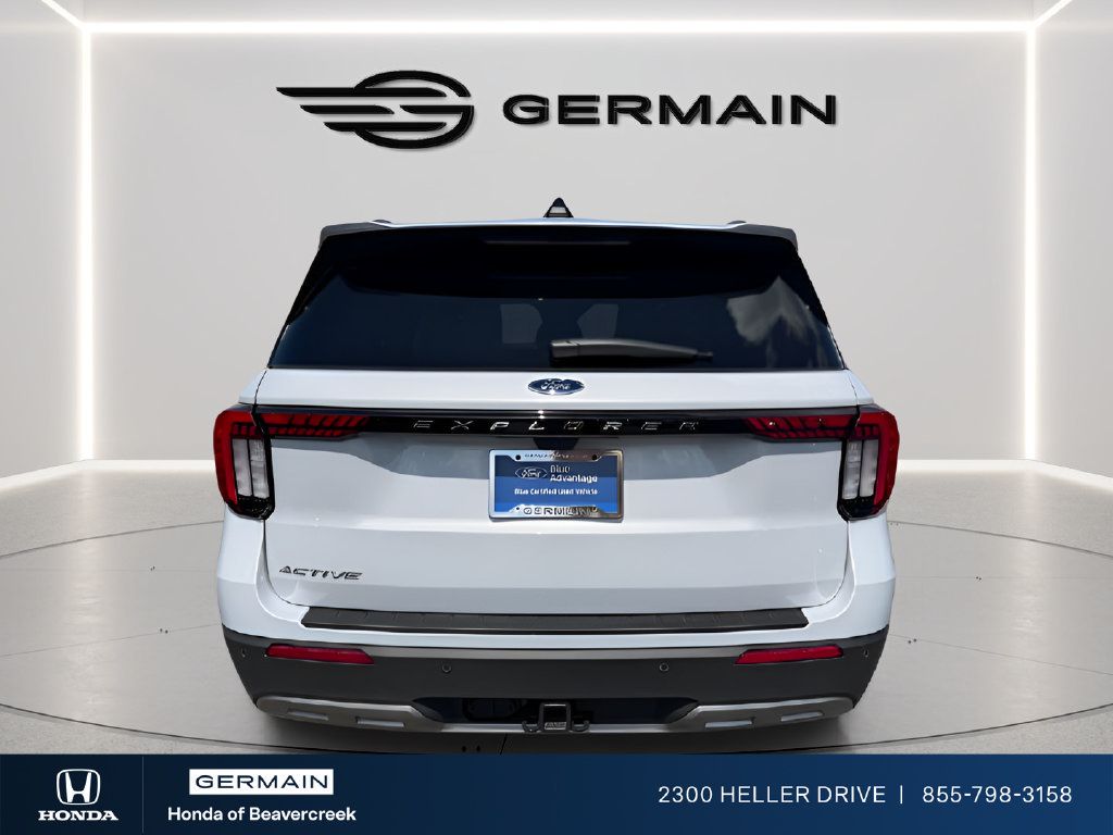 Used 2026 Ford Explorer Active w/ Active Comfort Package RWD image 6