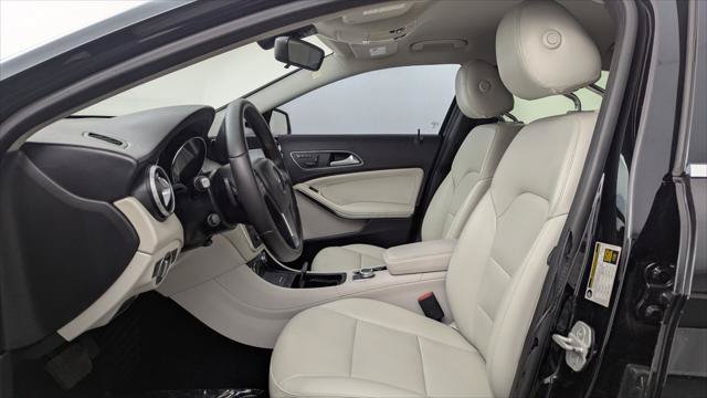Used 2015 Mercedes-Benz GLA 250 4MATIC image 14