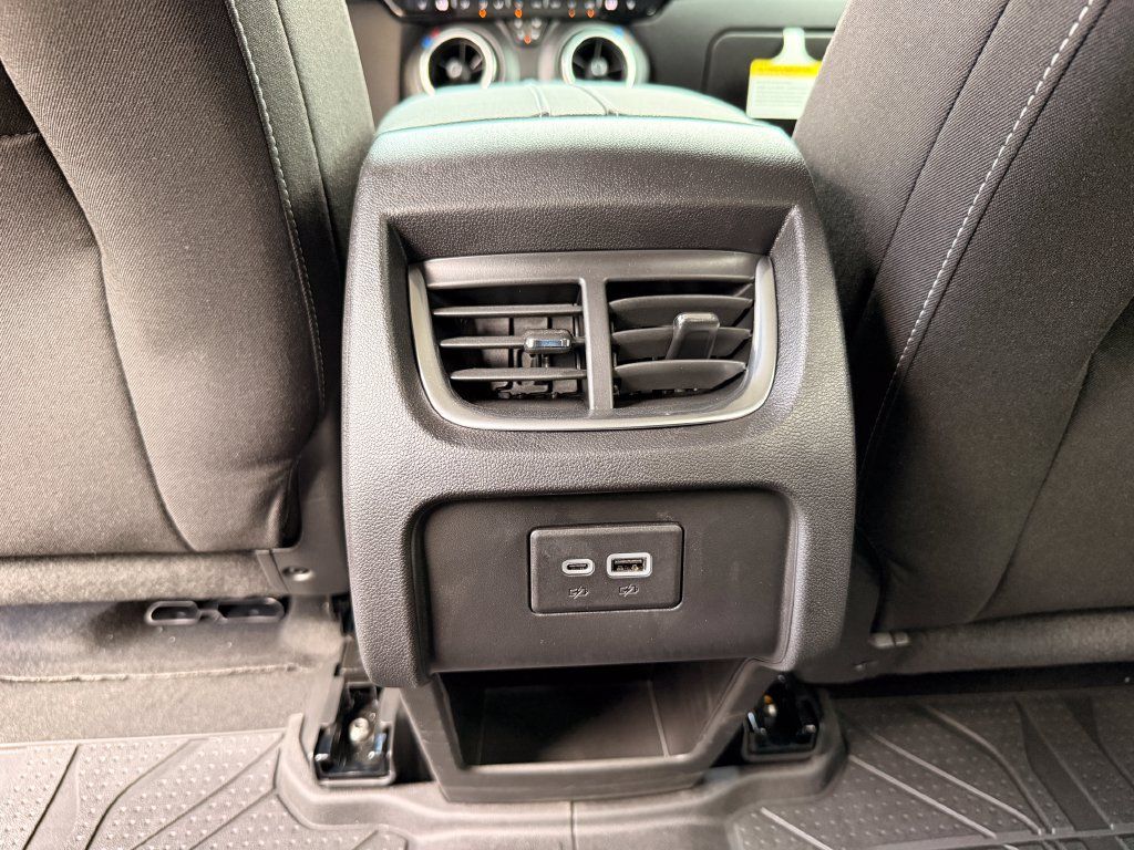 New 2026 Chevrolet Blazer LT w/ Convenience Package FWD image 27