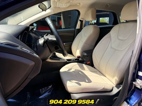 Used 2016 Ford Focus Titanium w/ Exterior Protection Package FWD image 22