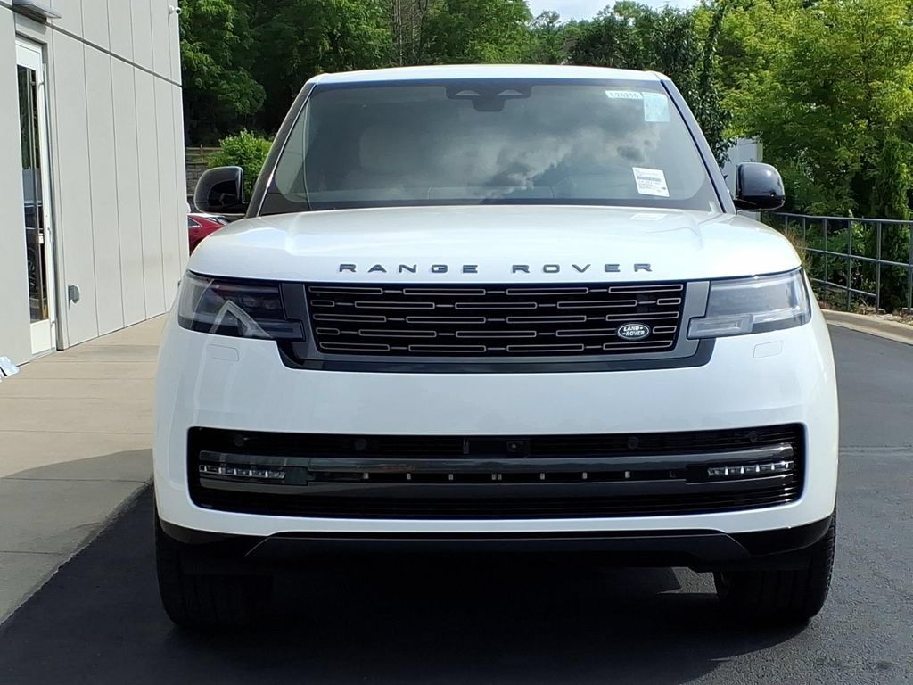 New 2026 Land Rover Range Rover SE AWD/4WD image 2