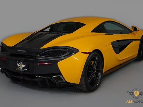 Used 2016 McLaren 570S Coupe image 7
