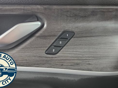 Used 2023 Jeep Grand Cherokee 4WD 4xe image 27