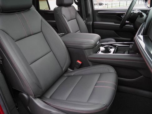 Certified 2025 Chevrolet Tahoe RST w/ Comfort Package AWD/4WD image 18