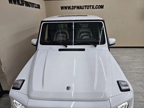 Used 2021 Mercedes-Benz G 63 AMG 4MATIC w/ G Manufaktur Interior Package image 4