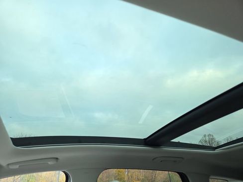 New 2026 Kia Sportage EX w/ EX Panorama Roof Package image 15