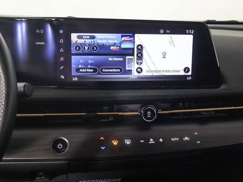 Used 2023 Nissan Ariya VENTURE+ image 41