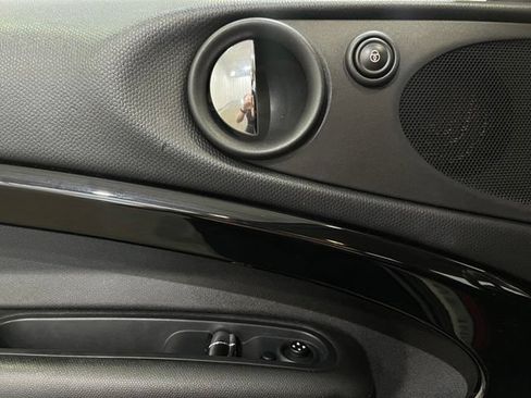 Used 2015 MINI Cooper Paceman FWD image 12