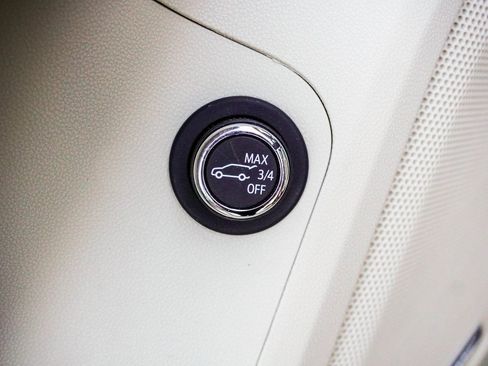 Used 2023 GMC Acadia Denali w/ Denali Ultimate Package image 43