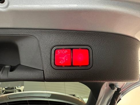 Used 2025 Mercedes-Benz GLA 250 Exclusive 4MATIC image 31