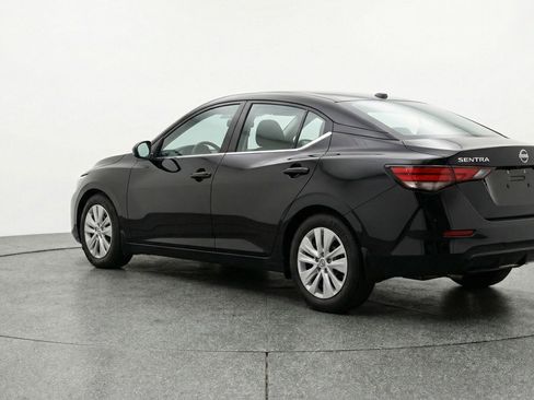Used 2025 Nissan Sentra S FWD image 6