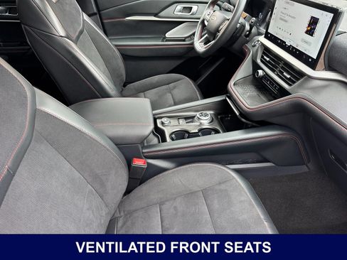 Used 2025 Ford Explorer ST w/ Sun And Sound Package AWD/4WD image 23