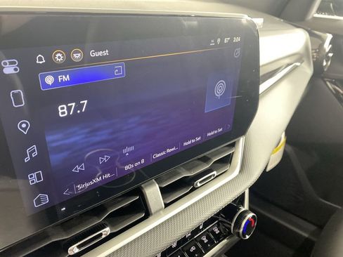 New 2026 Chevrolet Equinox LT w/ Convenience Package II image 14