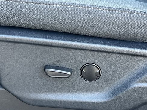 New 2025 Ford F150 XLT w/ Equipment Group 301A Standard image 19