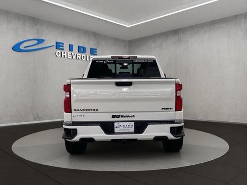 New 2026 Chevrolet Silverado 1500 RST w/ Dark Appearance Package AWD/4WD image 3