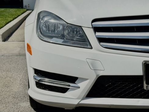 Used 2013 Mercedes-Benz C 250 Sedan image 7