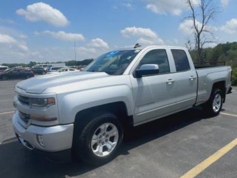 Used 2018 Chevrolet Silverado 1500 LT w/ All Star Edition AWD/4WD image 16