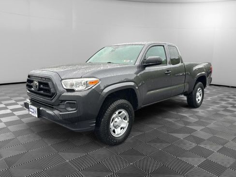 Used 2020 Toyota Tacoma SR AWD/4WD image 1
