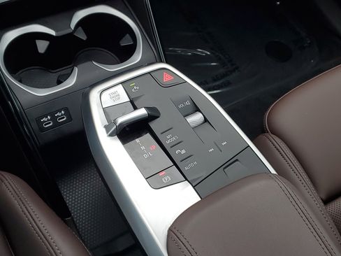 Certified 2024 BMW X1 xDrive28i w/ Convenience Package image 20