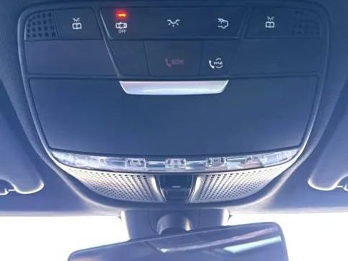 Used 2020 Mercedes-Benz C 300 4MATIC Sedan image 37
