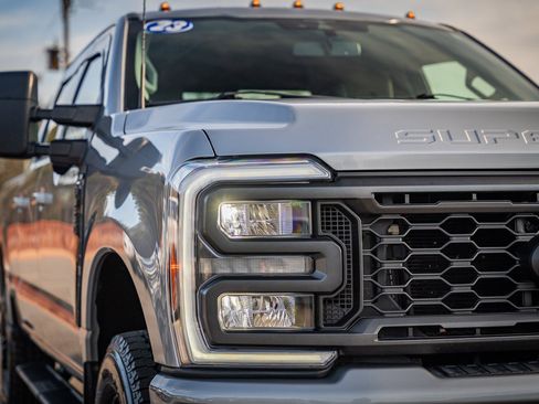 Used 2023 Ford F250 XLT w/ XLT Premium Package image 15