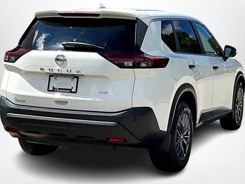 Used 2021 Nissan Rogue S image 5