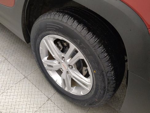 Used 2021 GMC Terrain SLE FWD image 31