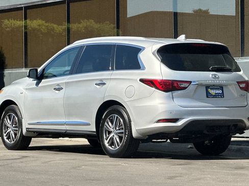 Used 2018 INFINITI QX60 Luxe AWD/4WD image 6