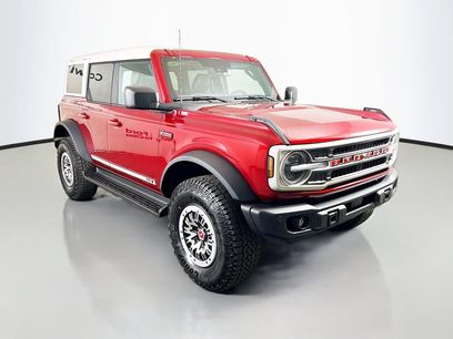 New 2026 Ford Bronco Outer Banks w/ Sasquatch Package