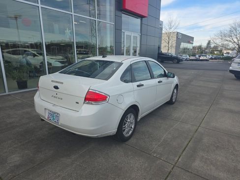 Used 2009 Ford Focus SE image 5