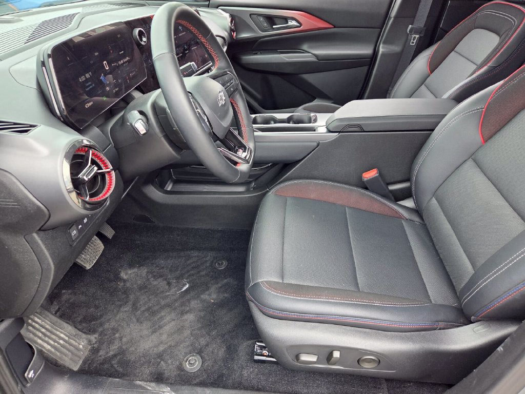 Certified 2025 Chevrolet Equinox EV RS FWD image 5