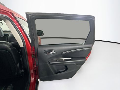 Used 2014 Dodge Journey Crossroad w/ Flexible Seating Group FWD image 28