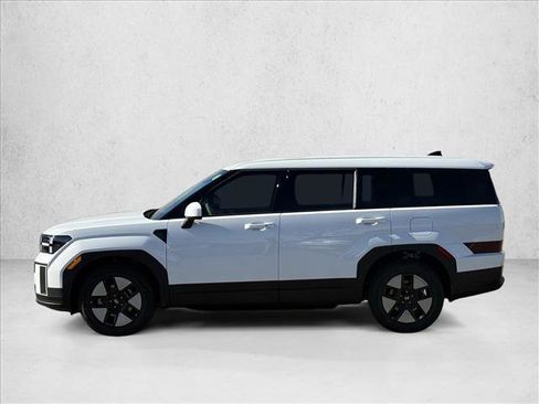 New 2026 Hyundai Santa Fe SE FWD image 9