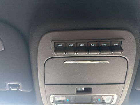 Used 2025 Ford F350 Lariat w/ Lariat Ultimate Package image 29