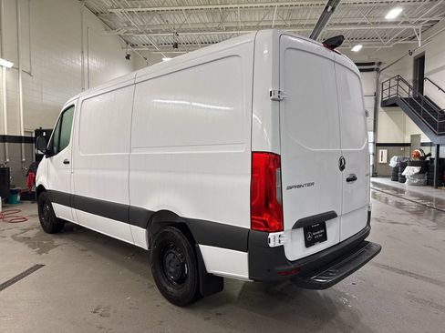 Used 2026 Mercedes-Benz Sprinter 2500 image 4