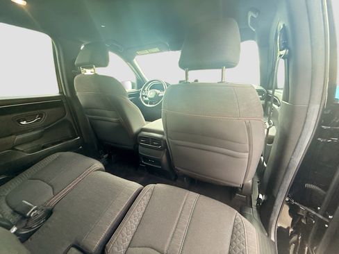 Certified 2025 Honda Pilot Sport image 29