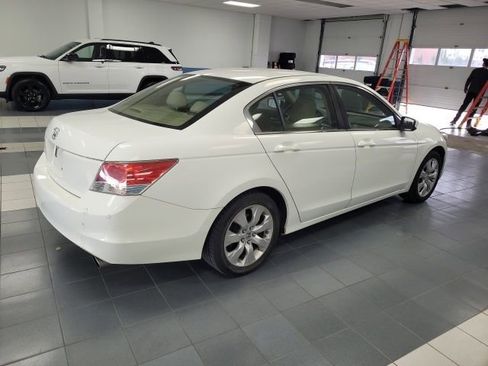 Used 2010 Honda Accord EX image 7