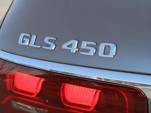 New 2026 Mercedes-Benz GLS 450 4MATIC image 8