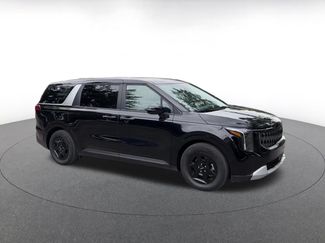 Used 2026 Kia Carnival FWD video 2