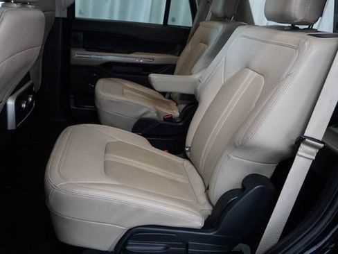 Used 2024 Ford Expedition Limited AWD/4WD image 13