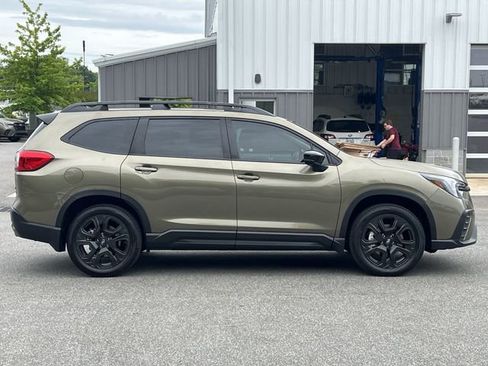 Certified 2025 Subaru Ascent Onyx Edition AWD/4WD image 14