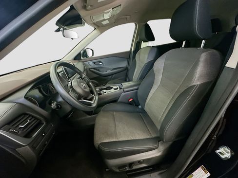 Used 2023 Nissan Rogue SV image 13