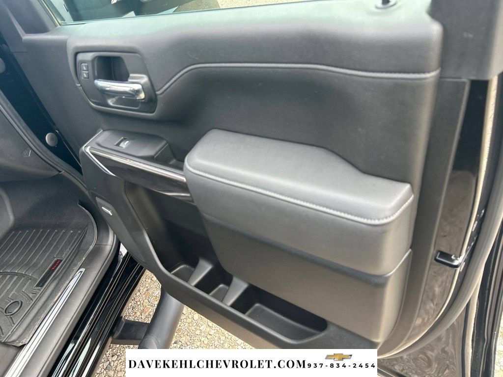Used 2022 Chevrolet Silverado 2500 LTZ w/ LTZ Plus Package AWD/4WD image 22