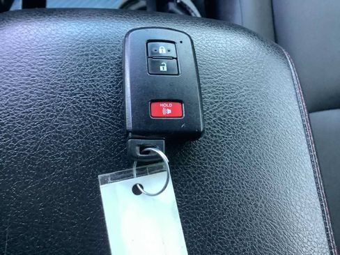 Used 2021 Toyota 4Runner TRD Off-Road Premium w/ Moonroof Package AWD/4WD image 19